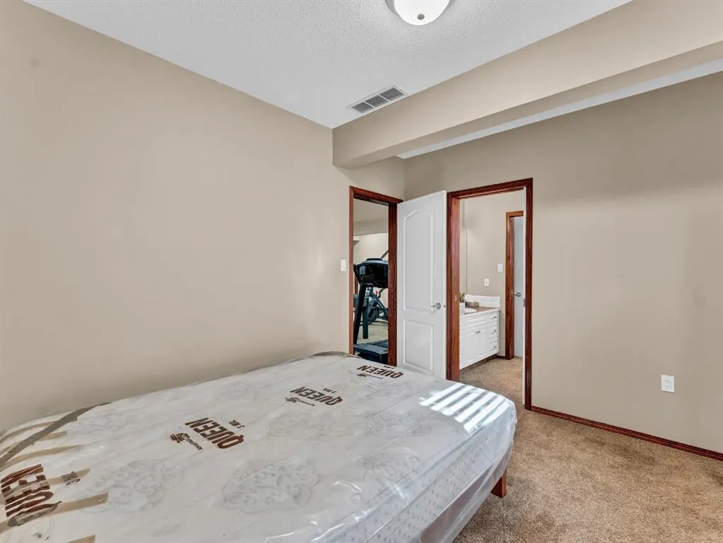 2 Vintage Meadows Court SE