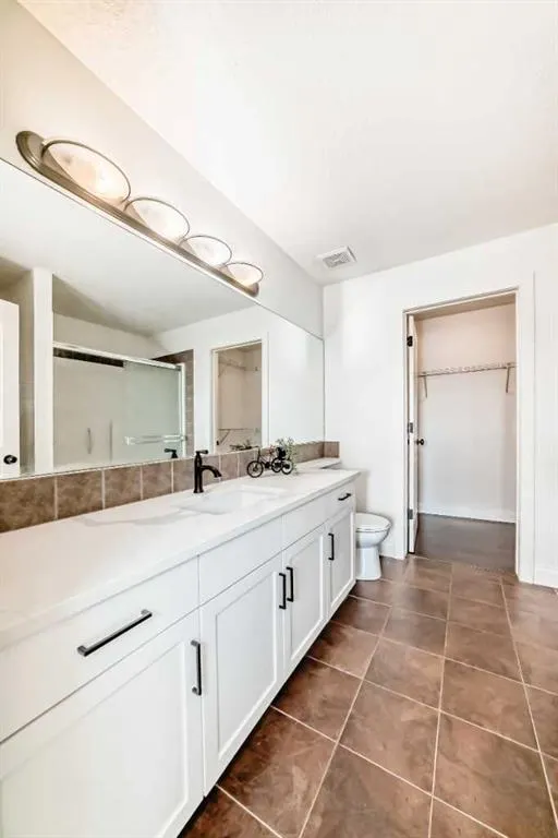 83 Bridlecrest Street SW