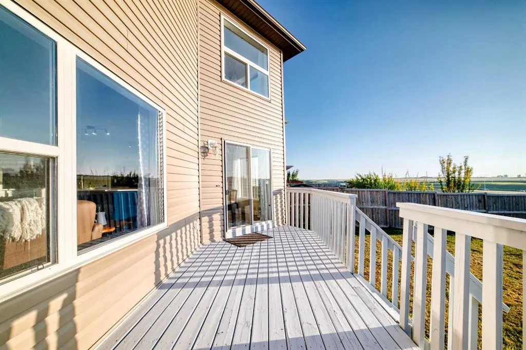 83 Bridlecrest Street SW