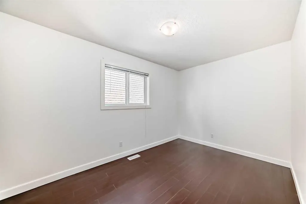 83 Bridlecrest Street SW
