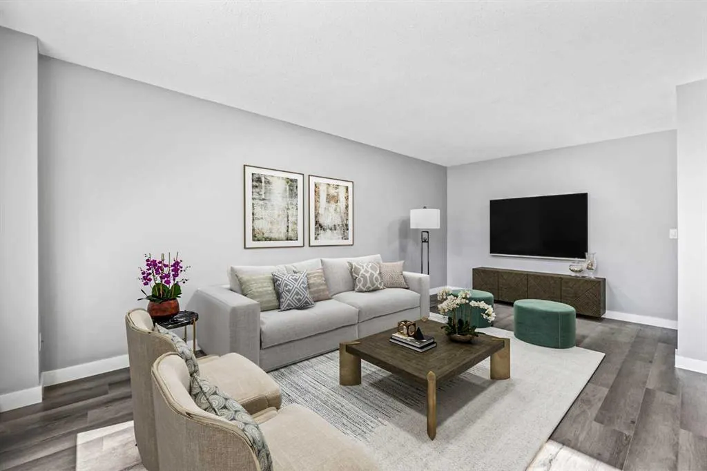 4455D Greenview Drive NE, #204