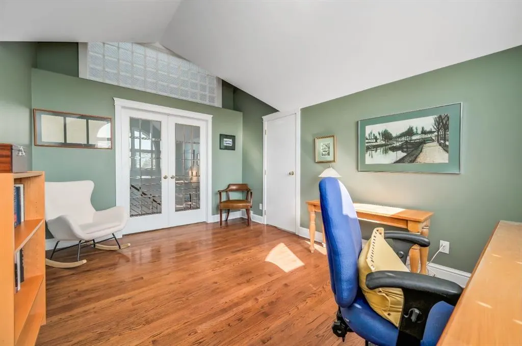3650 2 Street SW, #202