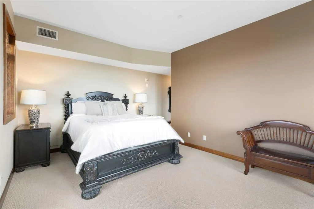 4440 14 Street NW, #301