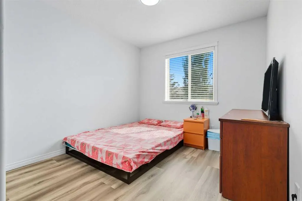 129 Luxstone Green SW