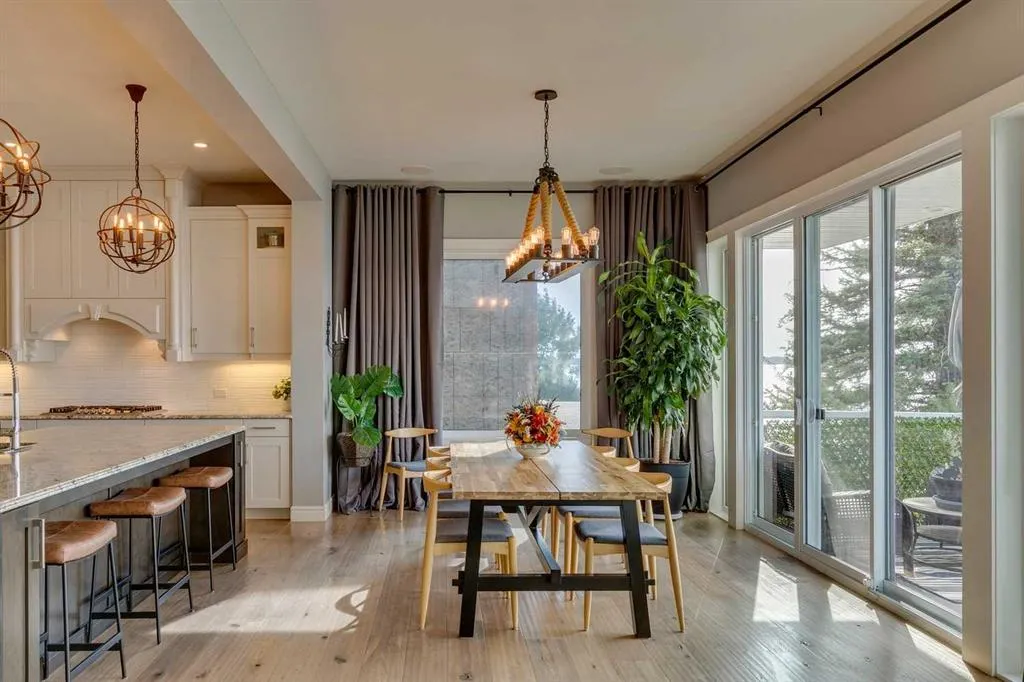 833 East Chestermere Drive