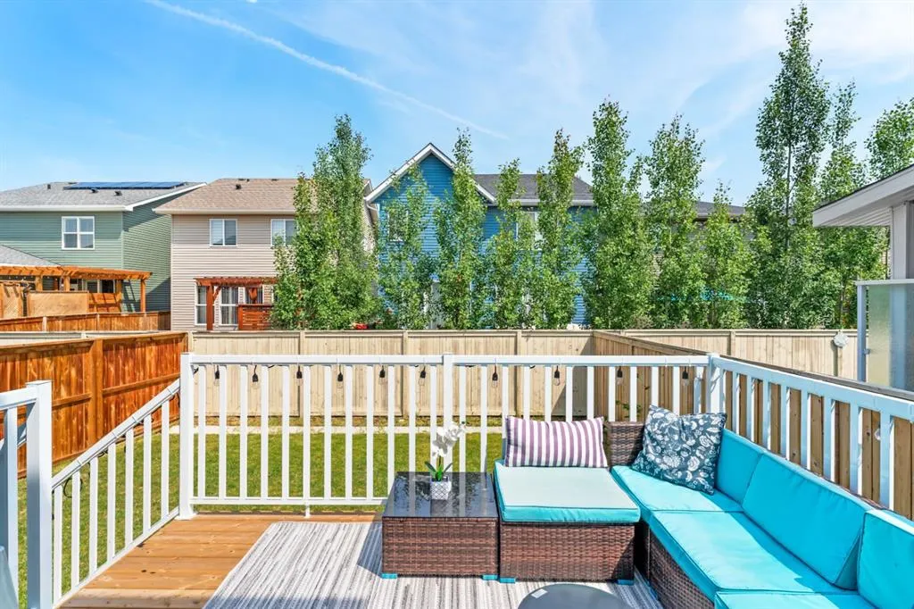 464 Bayview Way SW