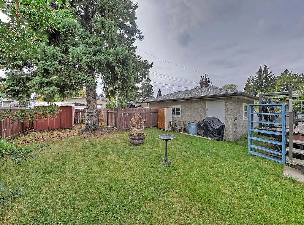 4521 Fordham Crescent SE