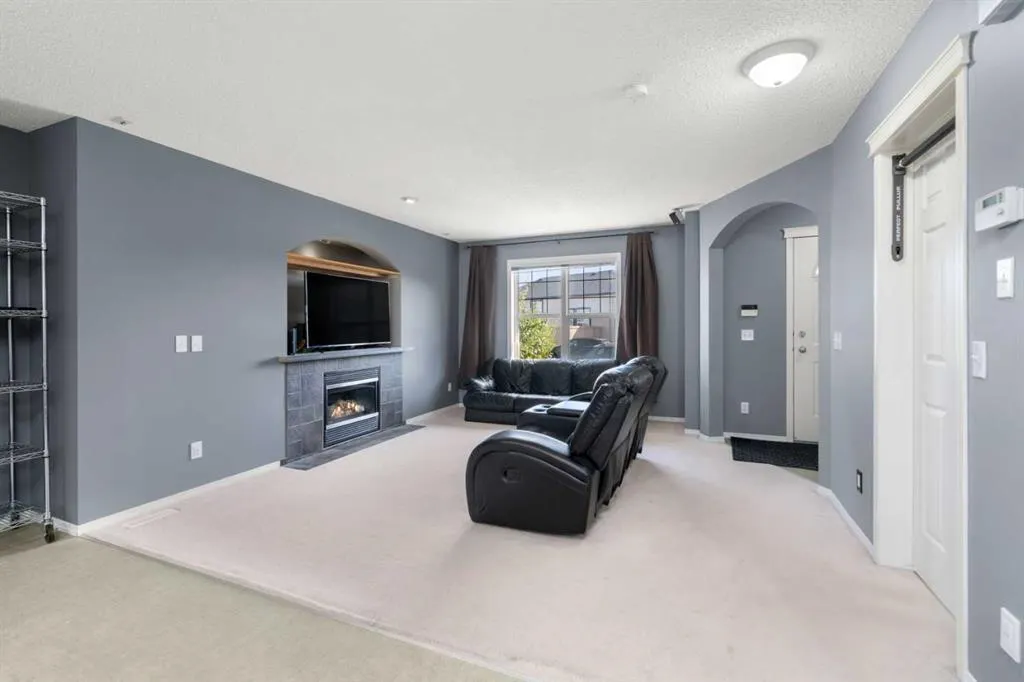 103 Saddlemont Way NE
