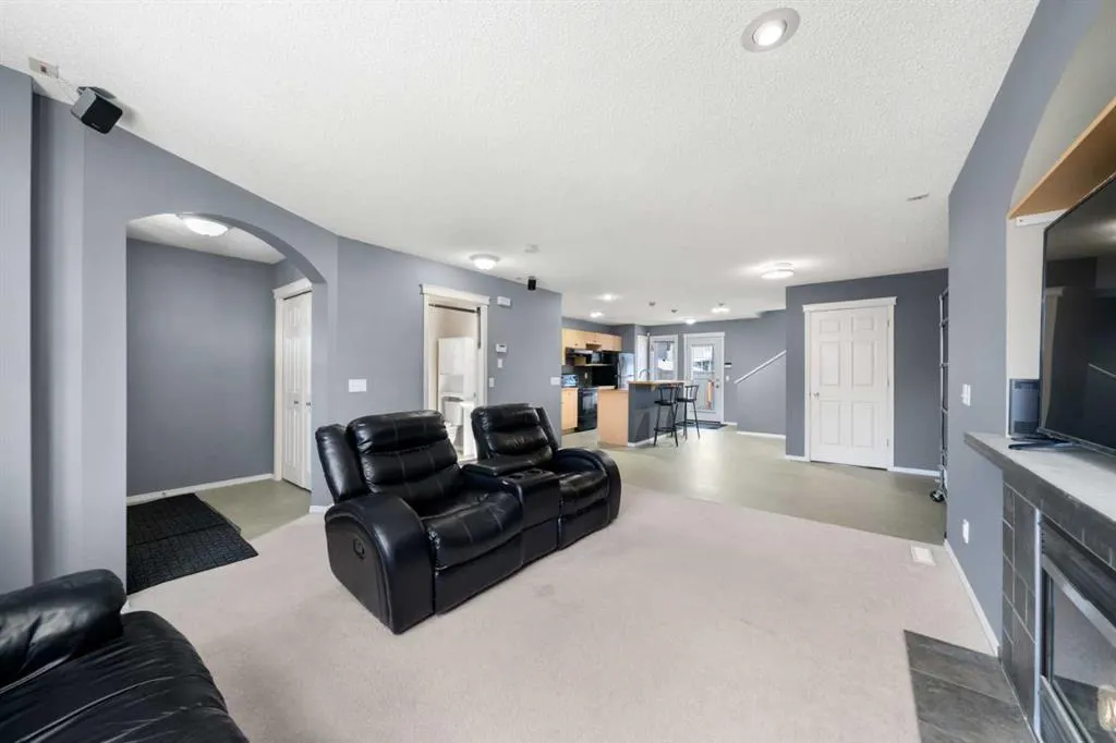 103 Saddlemont Way NE