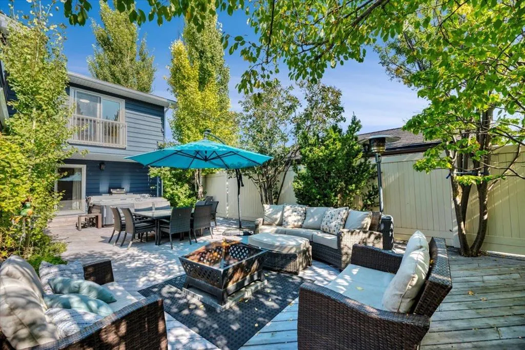 15 Brazeau Crescent SW