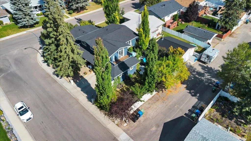 15 Brazeau Crescent SW