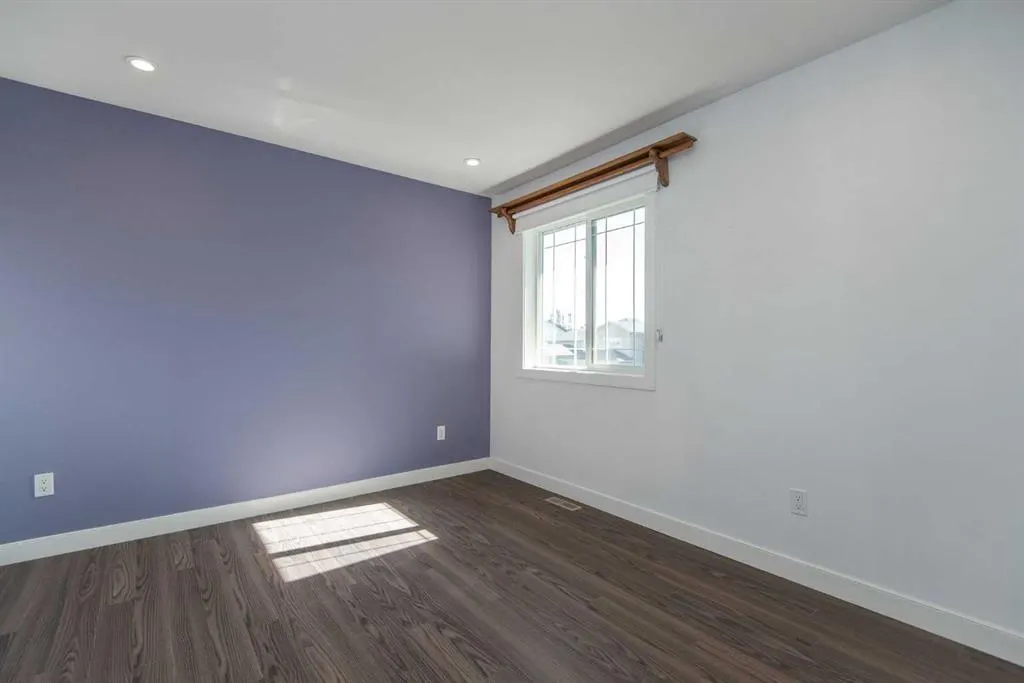 68 Thompson Crescent