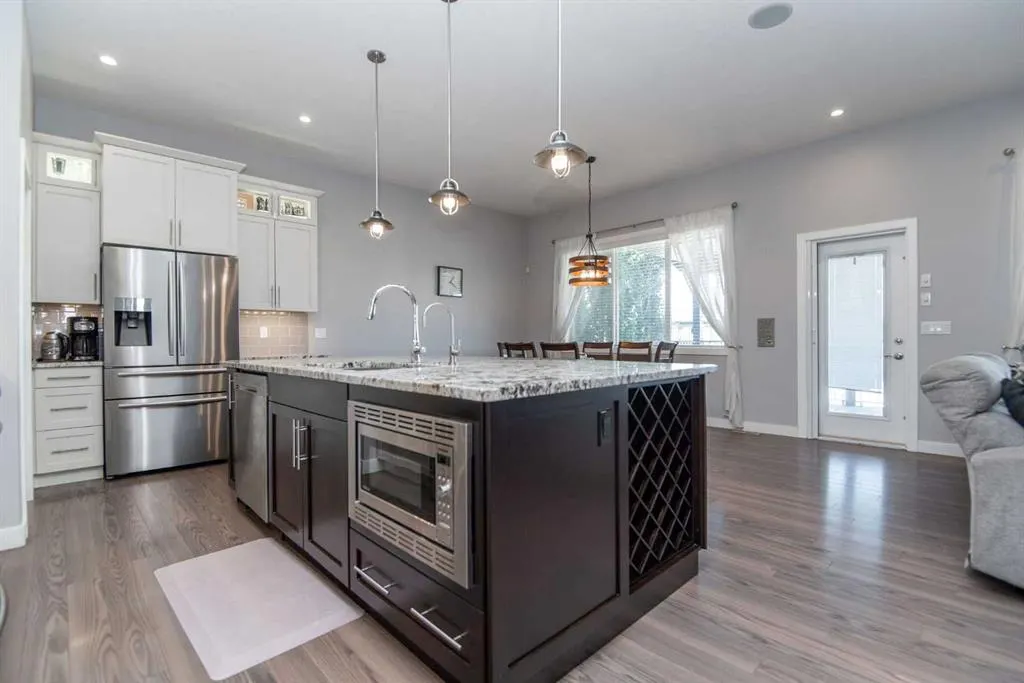 68 Thompson Crescent