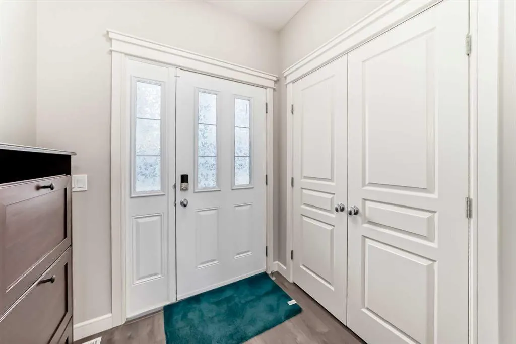 15 Evanscrest Way