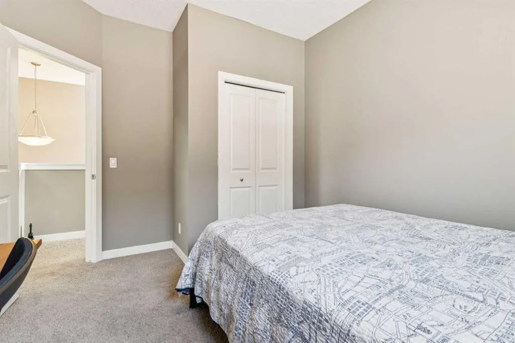 42 Chaparral Valley Place SE