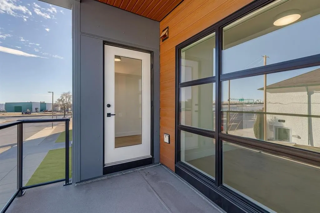370 Dieppe Drive SW, #214