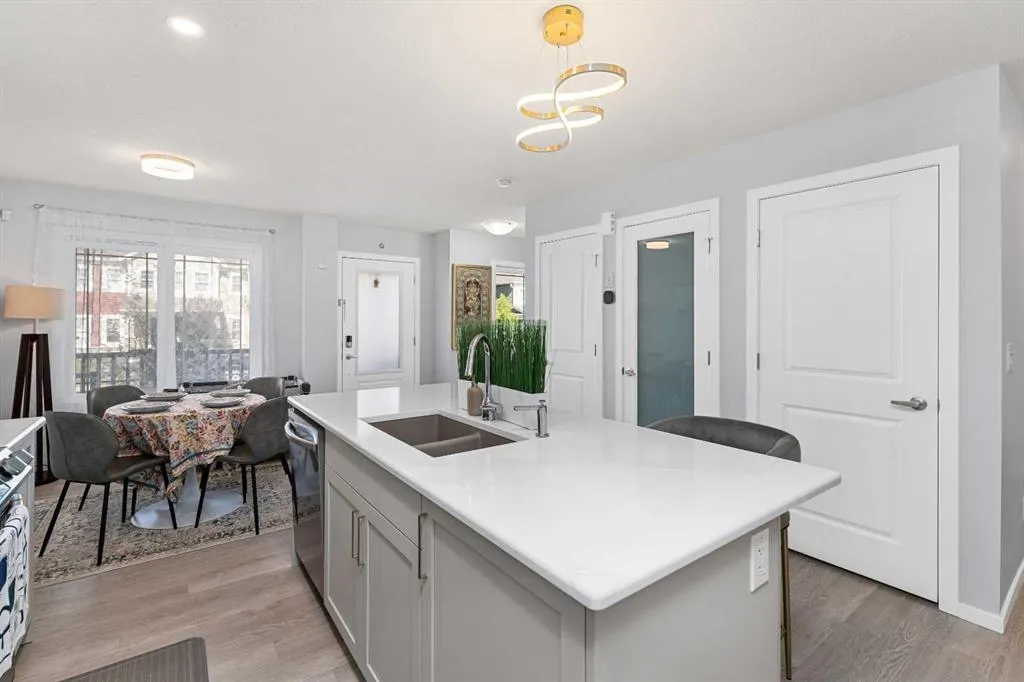 2200 Windbury Greenway SW