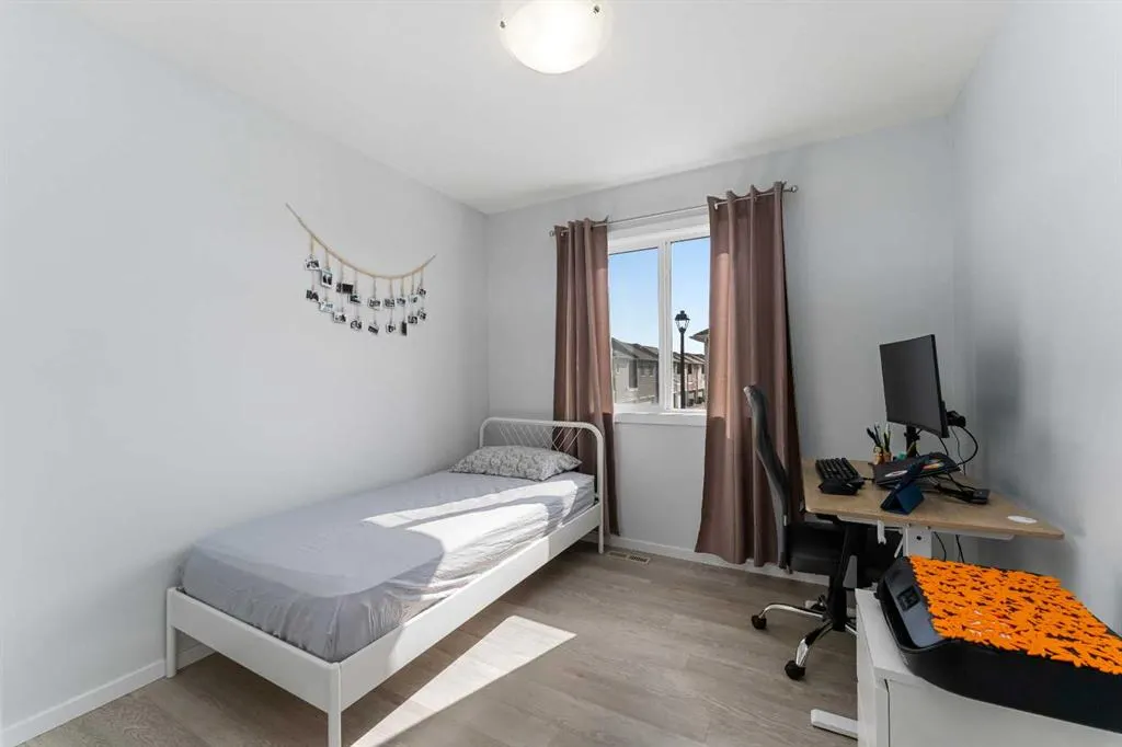 2200 Windbury Greenway SW