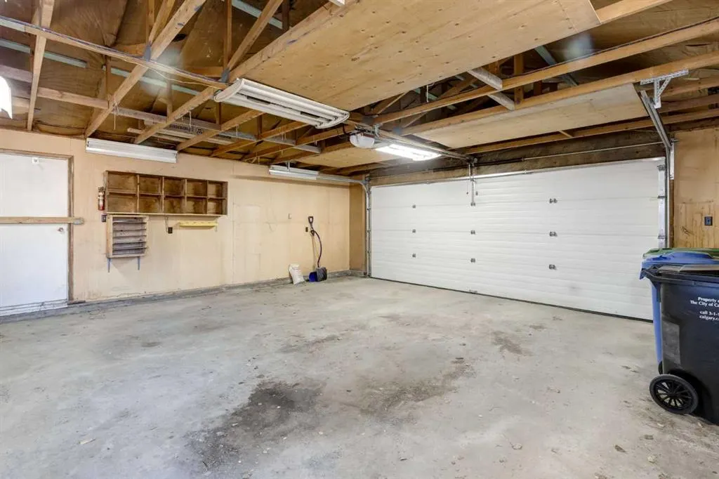 243 WASCANA Crescent SE