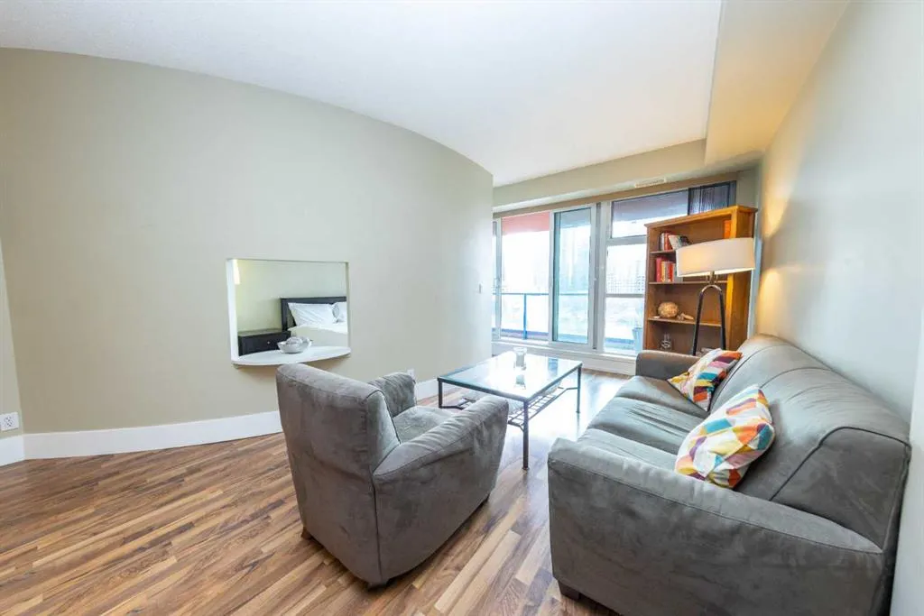205 Riverfront Avenue SW, #712