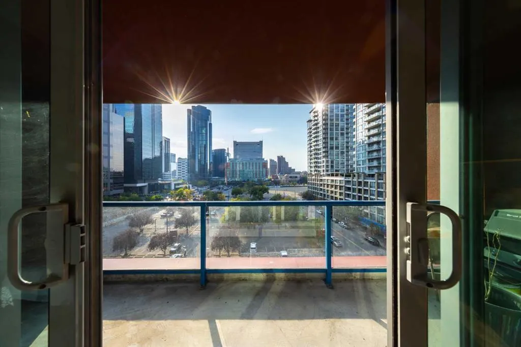 205 Riverfront Avenue SW, #712