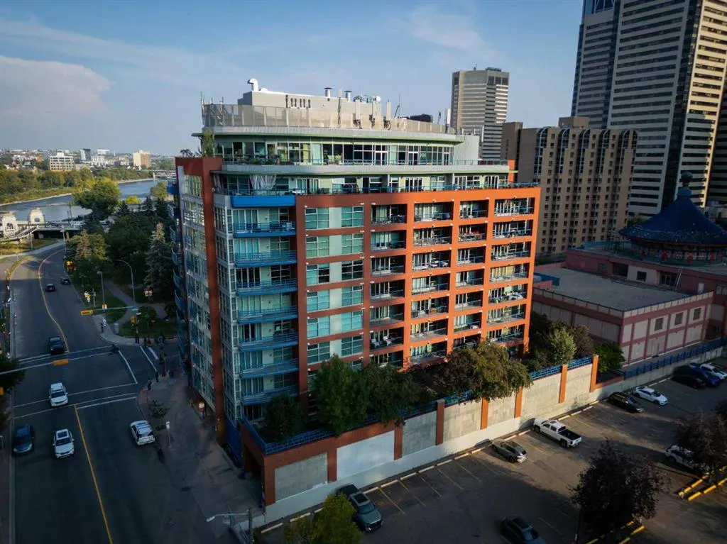 205 Riverfront Avenue SW, #712