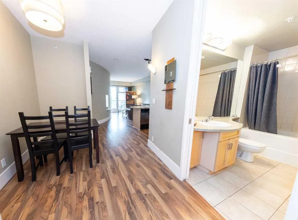 205 Riverfront Avenue SW, #712