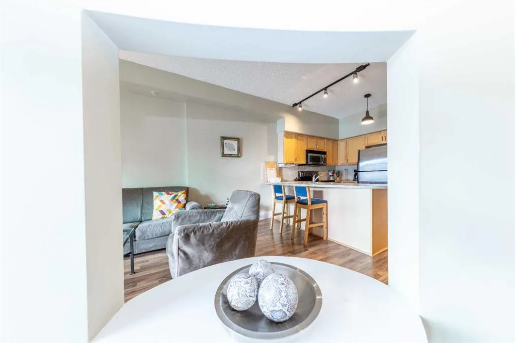 205 Riverfront Avenue SW, #712