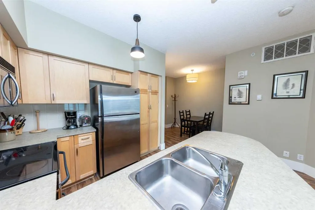 205 Riverfront Avenue SW, #712