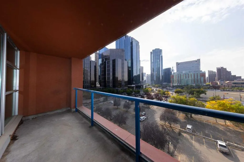 205 Riverfront Avenue SW, #712