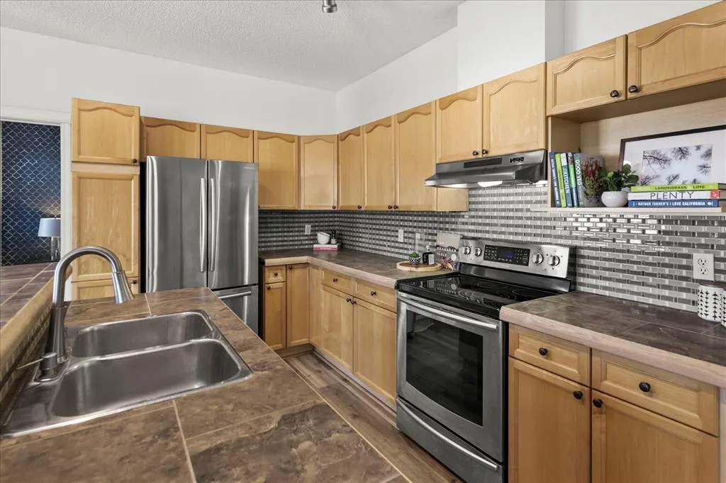 134 Prestwick Gardens SE