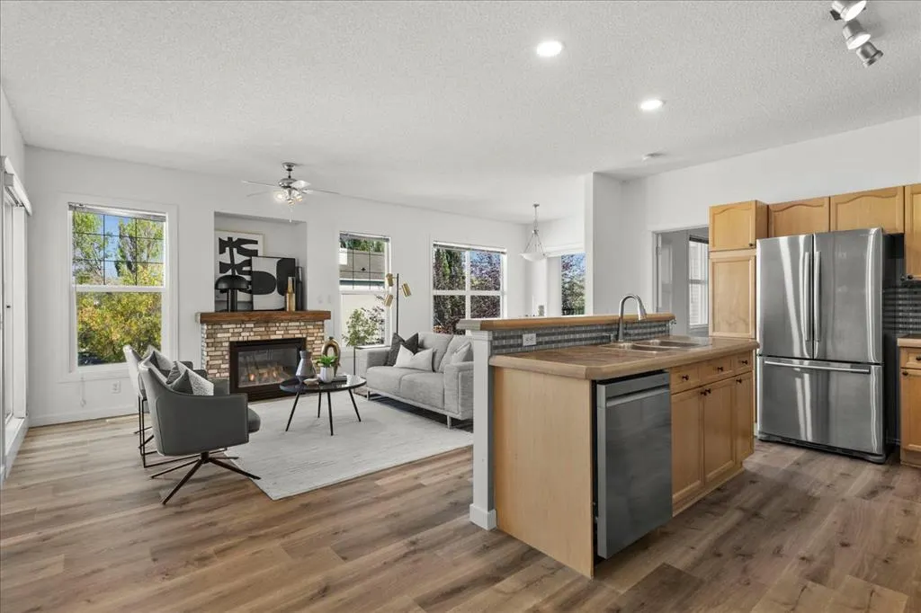 134 Prestwick Gardens SE