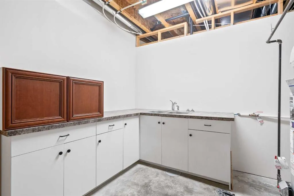 214 Shannon Estates Terrace SW