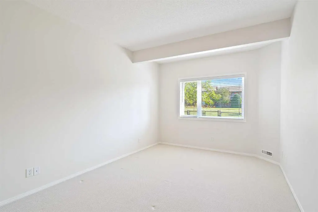 214 Shannon Estates Terrace SW