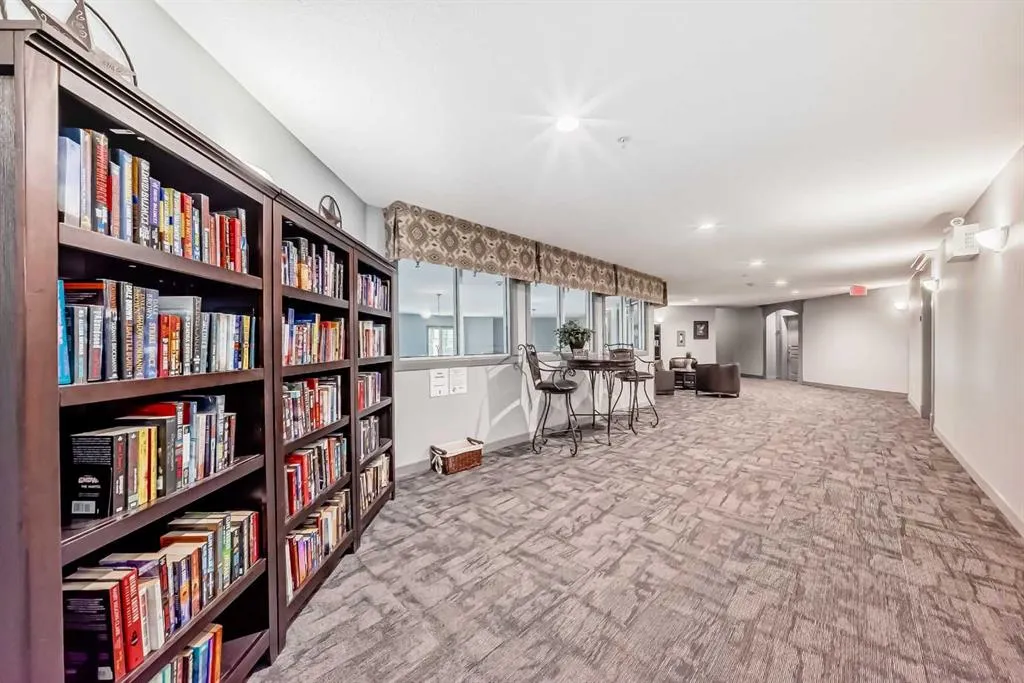 52 Cranfield Link SE, #106