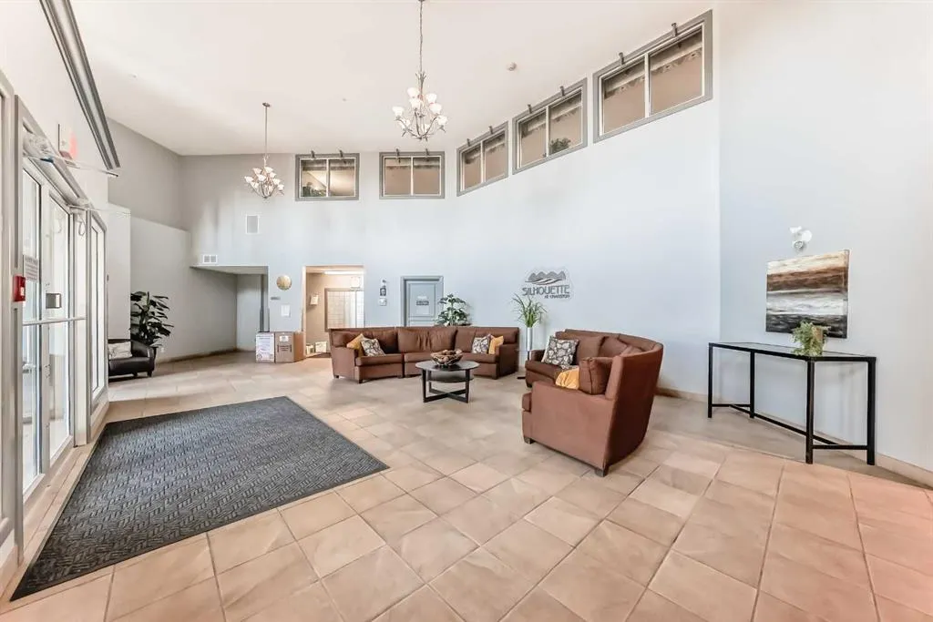52 Cranfield Link SE, #106