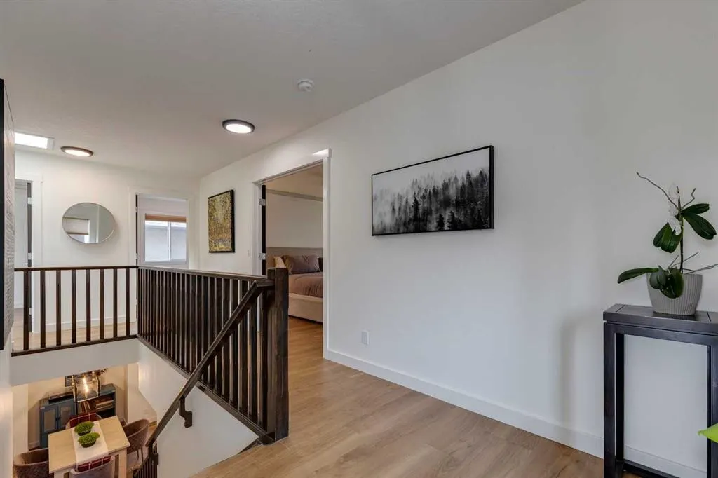 107 Aspen Stone Crescent SW