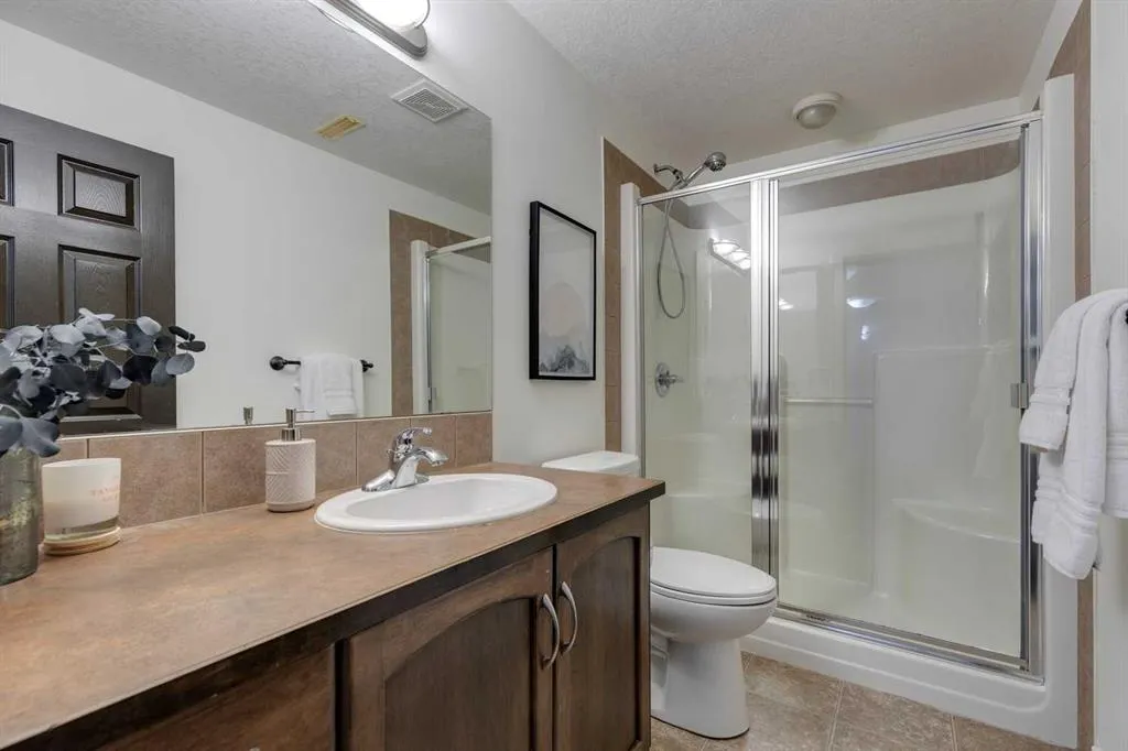 107 Aspen Stone Crescent SW