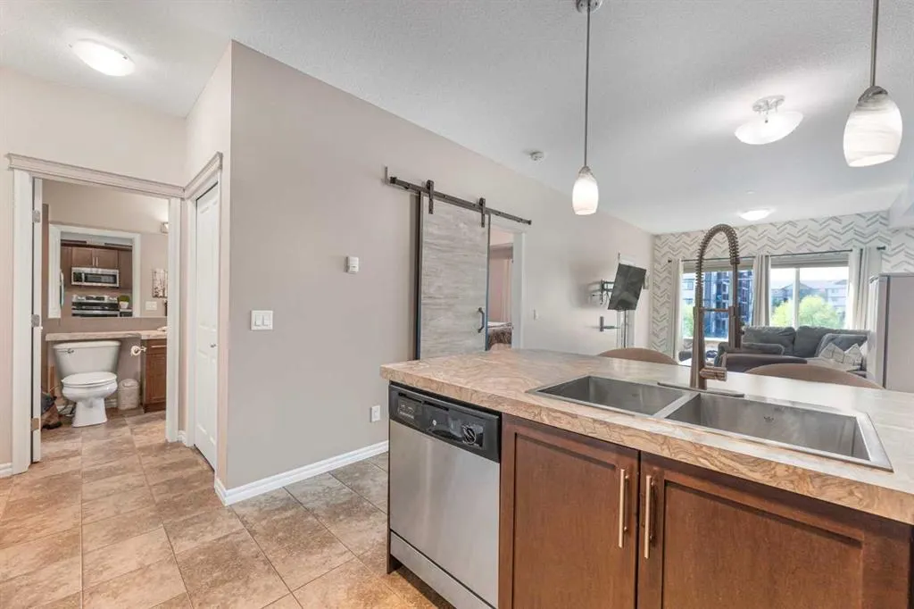 4 Kingsland Close SE, #3207