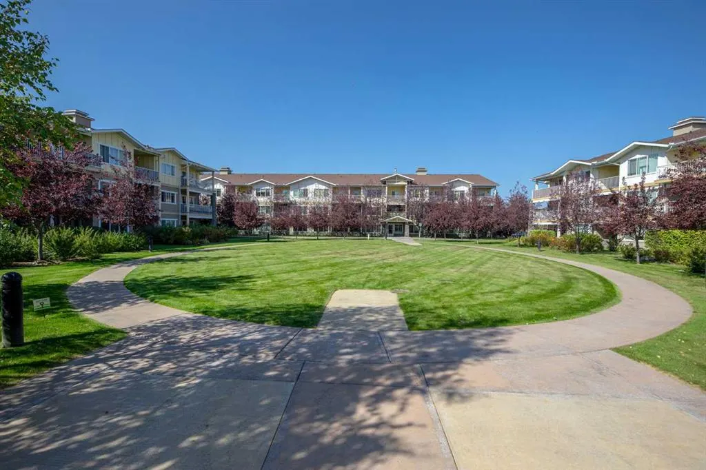 4 Kingsland Close SE, #3207
