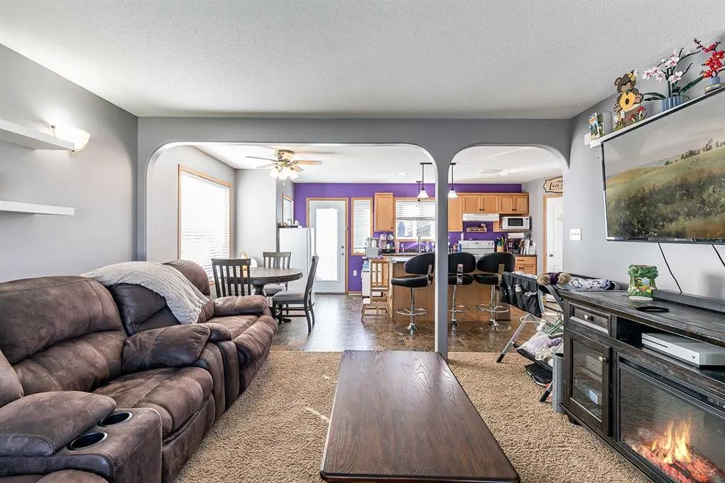 115 3 Street NE, #1