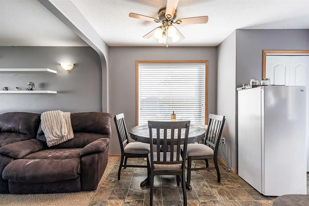 115 3 Street NE, #1