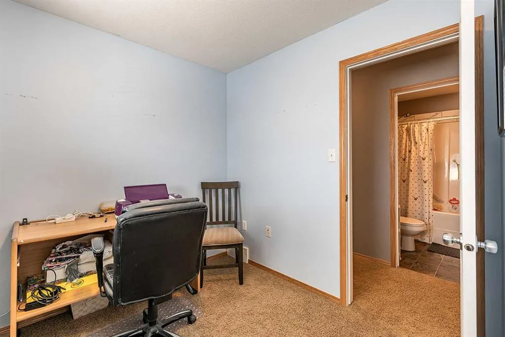 115 3 Street NE, #1