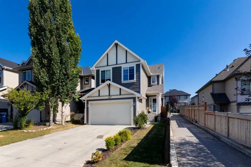 230 Evanscreek Court NW