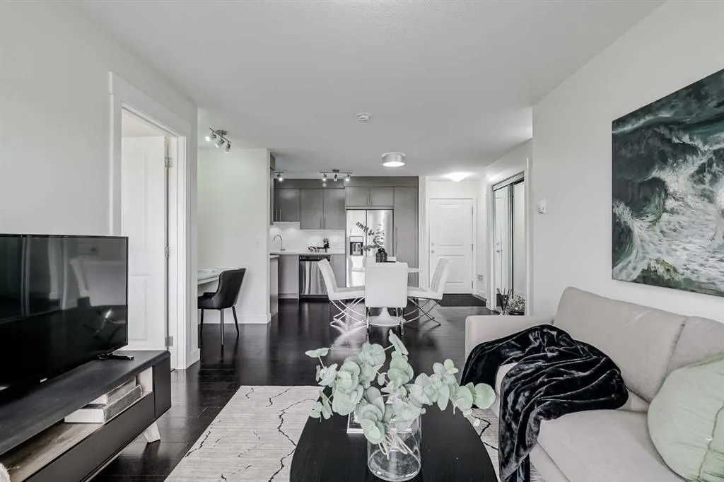 302 Skyview Ranch Drive NE, #7404