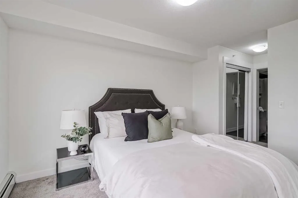 302 Skyview Ranch Drive NE, #7404