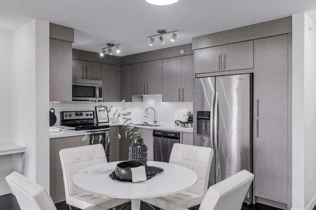 302 Skyview Ranch Drive NE, #7404