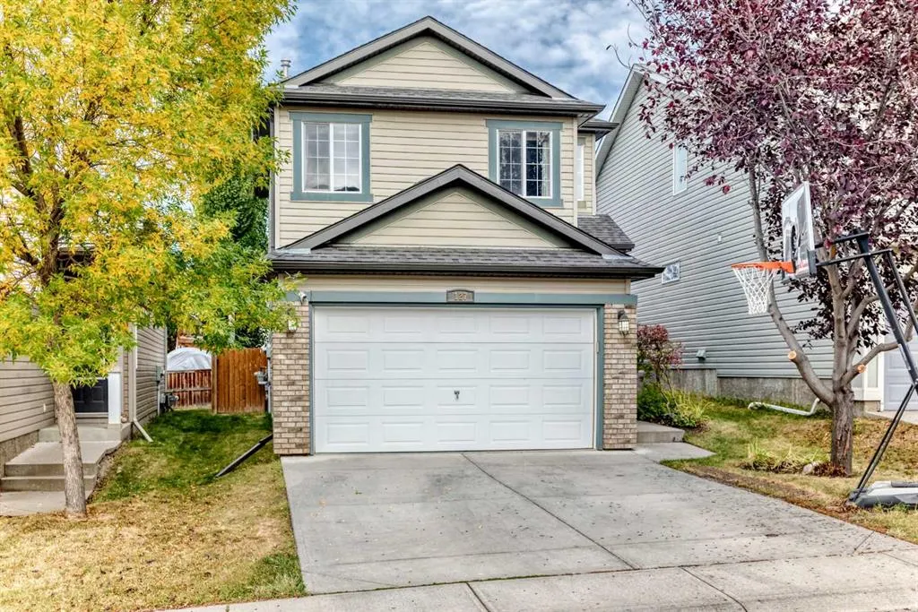 127 Covepark Green NE