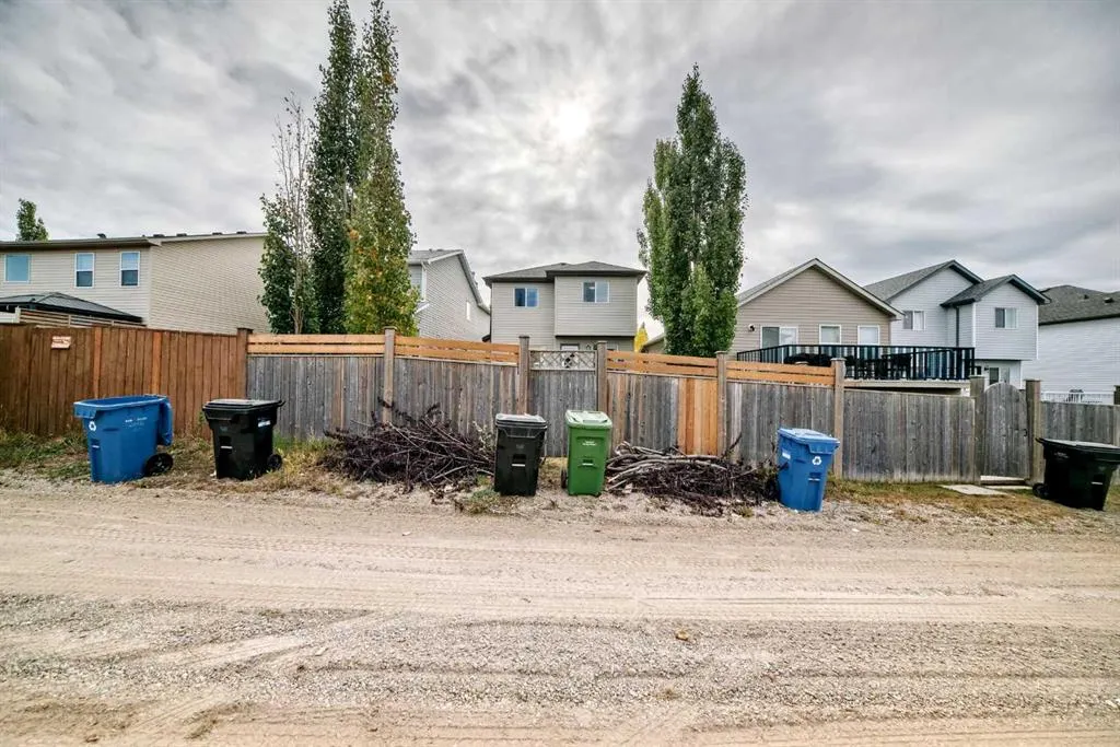 127 Covepark Green NE