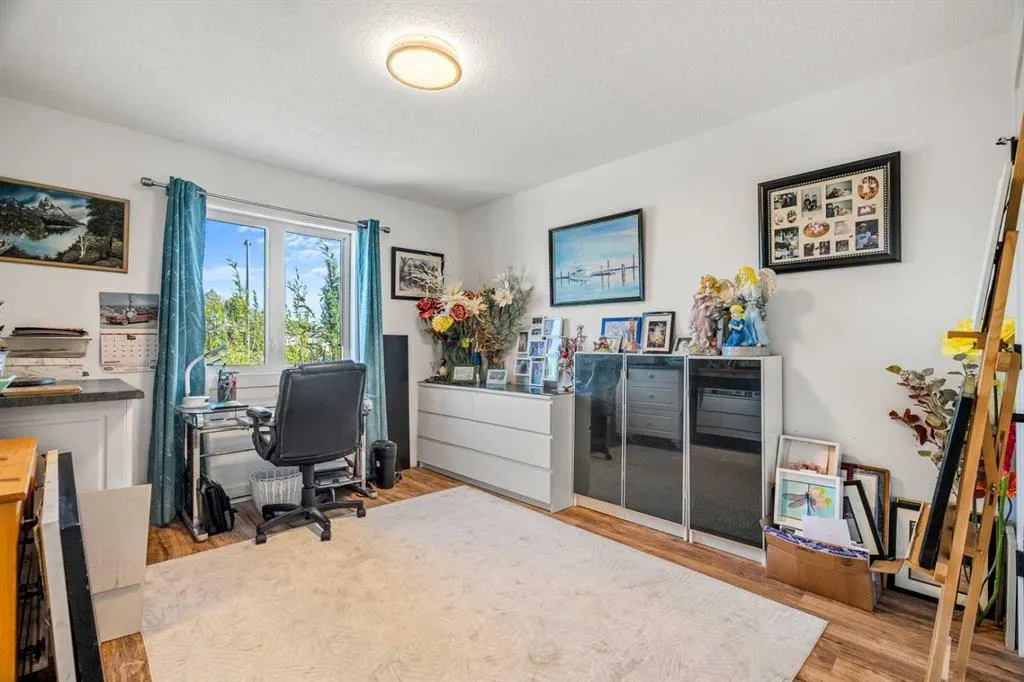 258 Chaparral Court SE